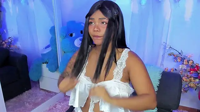 Snapshot of Angel_Belll chatting on March 21, 2026, 12:45 am Angel Belll online show from March 21, 2026, 12:45 am