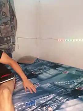 jhonny fire18cm online show from February 8, 2026, 6:44 am