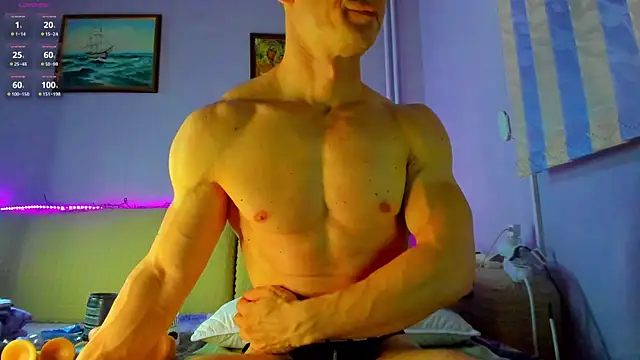 Snapshot of Shestifold_ chatting on February 14, 2025, 9:10 pm Shestifold online show from February 14, 2025, 9:10 pm