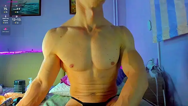 Snapshot of Shestifold_ chatting on February 17, 2025, 9:21 pm Shestifold online show from February 17, 2025, 9:21 pm