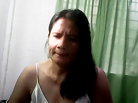 Snapshot of Wildhot_Mommy chatting on March 29, 2026, 11:06 pm Wildhot Mommy online show from March 29, 2026, 11:06 pm