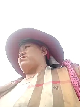 Snapshot of Lucky_baby7 chatting on April 6, 2026, 1:12 am Lucky baby7 online show from April 6, 2026, 1:12 am