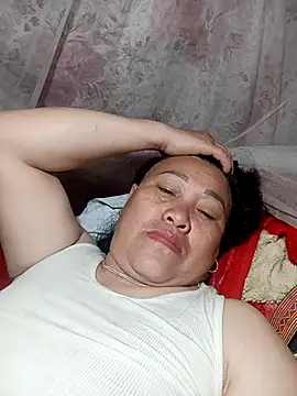 Snapshot of Lucky_baby7 chatting on March 21, 2026, 8:19 am Lucky baby7 online show from March 21, 2026, 8:19 am