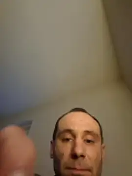 Misuszatek online show from February 8, 2026, 6:22 am