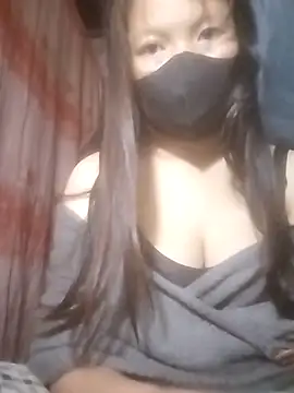 Snapshot of Yang-my- chatting on February 19, 2026, 5:37 am Yang-my- online show from February 19, 2026, 5:37 am