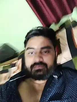 Snapshot of loyalboy_0052 chatting on May 18, 2026, 8:24 pm loyalboy 0052 online show from May 18, 2026, 8:24 pm