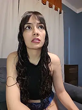 Snapshot of VelvetSolez chatting on June 4, 2026, 4:28 am VelvetSolez online show from June 4, 2026, 4:28 am