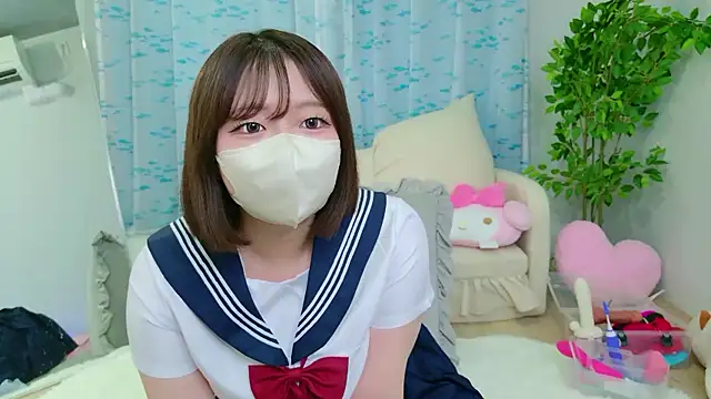 Saki chanF online show from May 26, 2026, 6:44 am