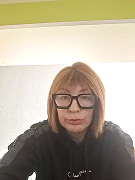 InfinityLove18 online show from February 9, 2026, 8:01 am