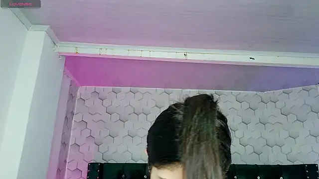 Snapshot of babyy_nicols_m chatting on April 27, 2026, 4:49 pm babyy nicols m online show from April 27, 2026, 4:49 pm