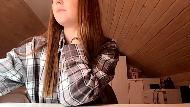 TessSamul online show from March 24, 2026, 1:33 pm