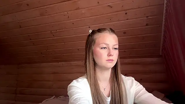 Snapshot of TessSamul chatting on May 4, 2026, 3:15 pm TessSamul online show from May 4, 2026, 3:15 pm