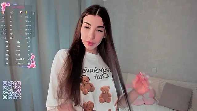 LaneLove1 online show from May 16, 2026, 10:36 am