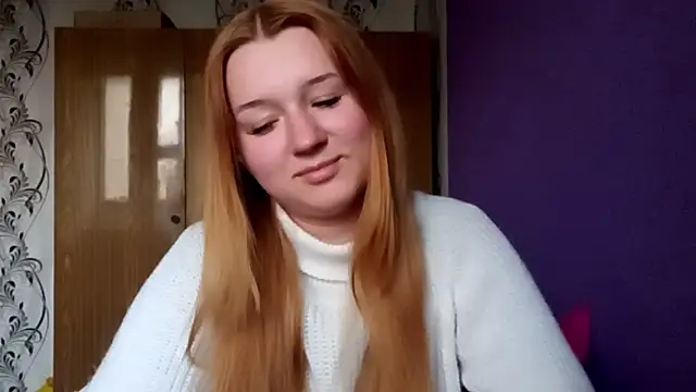 ChantayCambronne online show from April 28, 2026, 4:11 pm