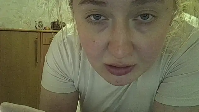 Snapshot of CurvyWild_Lady30 chatting on April 26, 2026, 5:10 pm CurvyWild Lady30 online show from April 26, 2026, 5:10 pm