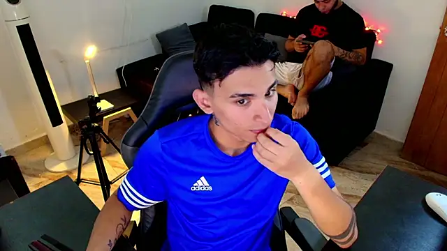 Xanderstone00 online show from March 15, 2026, 3:52 pm