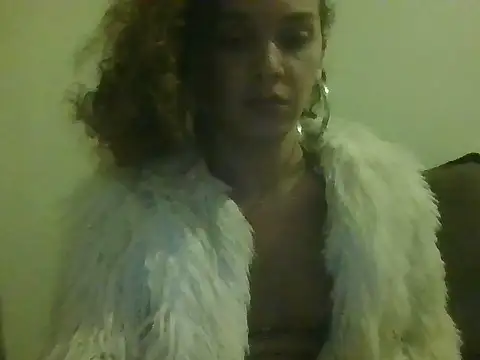 4petitosa  online show from July 18, 2026, 9:29 am