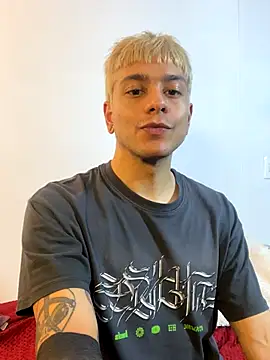 Snapshot of acid_timee chatting on November 20, 2025, 3:07 am acid timee online show from November 20, 2025, 3:07 am