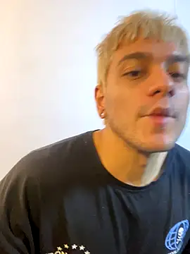 Snapshot of acid_timee chatting on November 19, 2025, 2:33 am acid timee online show from November 19, 2025, 2:33 am