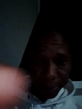 smallt98 online show from February 14, 2026, 10:54 pm