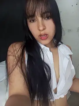 Juliettaf online show from March 15, 2026, 7:54 pm