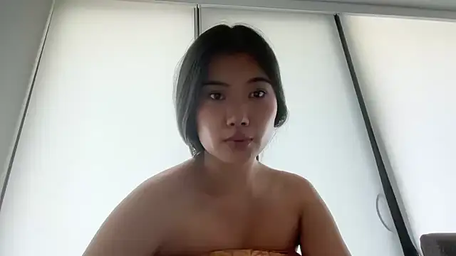 Snapshot of Joycelovely chatting on May 26, 2026, 4:49 pm Joycelovely online show from May 26, 2026, 4:49 pm