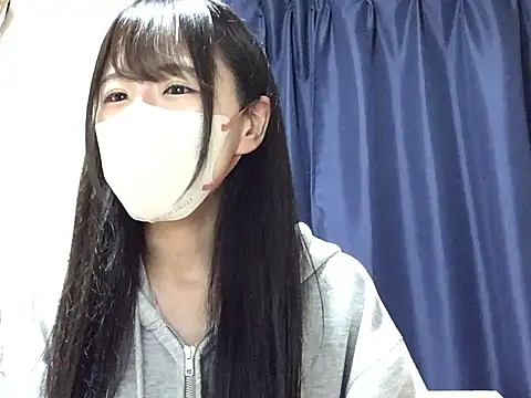 cocomi-coco0209 online show from May 4, 2026, 6:11 pm