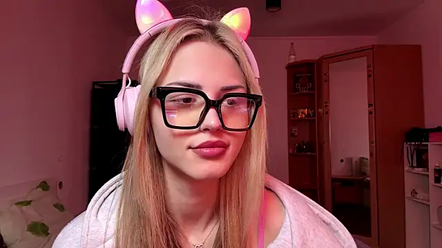 Evva mayy online show from March 21, 2026, 10:42 am