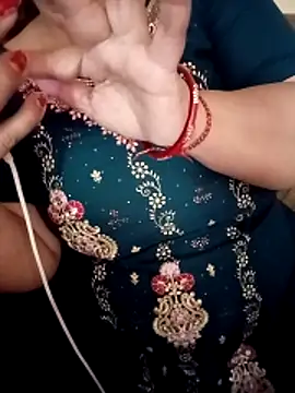 Simran 008 online show from April 29, 2026, 9:35 am
