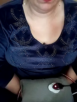 Simran 008 online show from February 9, 2026, 7:06 am