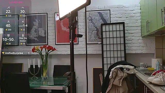 Snapshot of NicolePalm chatting on March 4, 2026, 4:53 am NicolePalm online show from March 4, 2026, 4:53 am