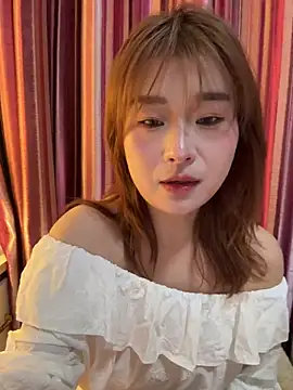 Snapshot of A-cola chatting on March 18, 2026, 5:32 am A-cola online show from March 18, 2026, 5:32 am