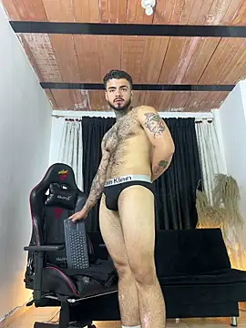Benjii Carter1 online show from May 12, 2026, 1:13 am