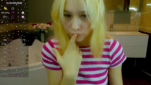 EmilyTrase online show from March 7, 2026, 1:12 am