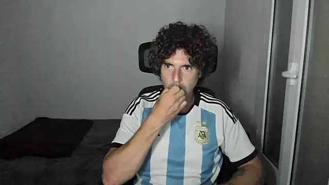 joaquin420 hot online show from May 12, 2026, 7:09 pm