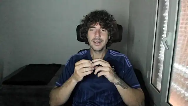joaquin420 hot online show from May 8, 2026, 6:17 am