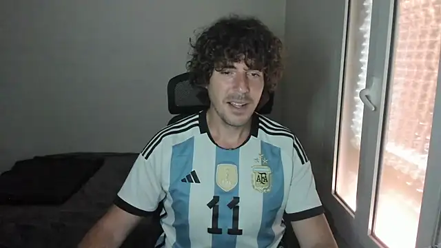 joaquin420 hot online show from April 27, 2026, 7:06 am