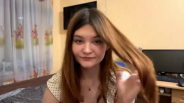 MiaMuurr online show from February 9, 2026, 5:44 pm