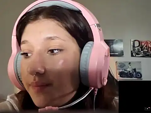 RenettaThielbar online show from February 17, 2026, 3:09 pm