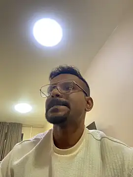 Snapshot of bhagihero chatting on April 14, 2026, 7:30 pm bhagihero online show from April 14, 2026, 7:30 pm