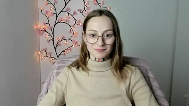 Snapshot of Esmi_Winter chatting on April 30, 2026, 8:57 pm Esmi Winter online show from April 30, 2026, 8:57 pm