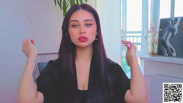 Snapshot of Sofia_Plump chatting on April 17, 2026, 10:07 am Sofia Plump online show from April 17, 2026, 10:07 am
