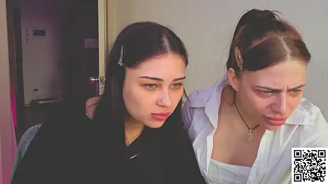 Snapshot of Sofia_Plump chatting on April 19, 2026, 9:10 am Sofia Plump online show from April 19, 2026, 9:10 am