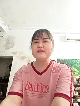 Kee-kimlee online show from May 15, 2026, 2:31 am