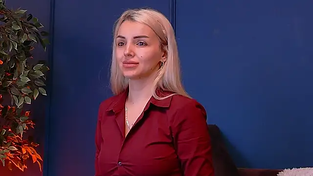 DeeaVIP online show from May 9, 2026, 7:34 am