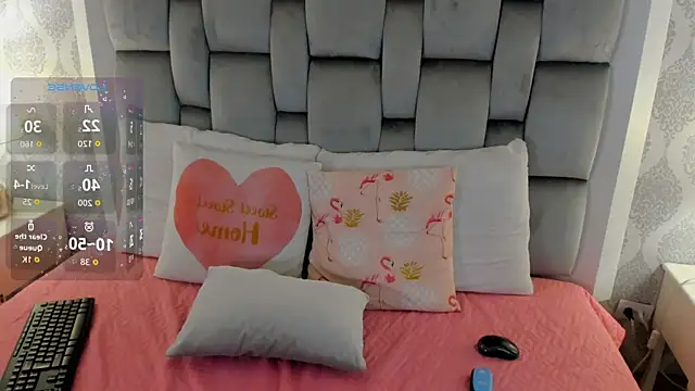Snapshot of keiira_foxxx chatting on May 12, 2026, 11:27 am keiira foxxx online show from May 12, 2026, 11:27 am