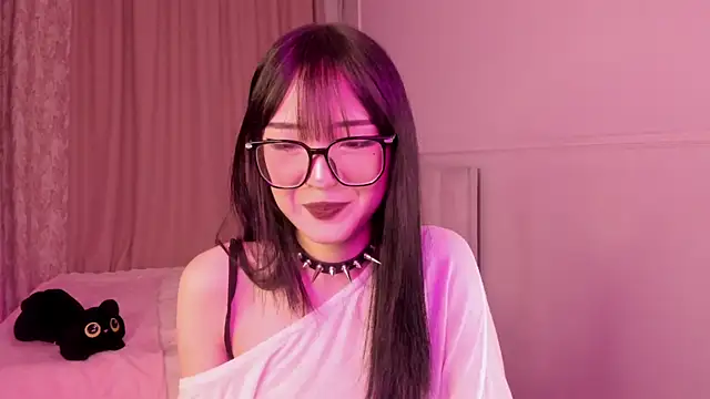 Snapshot of ariyastar chatting on April 9, 2026, 2:34 pm ariyastar online show from April 9, 2026, 2:34 pm