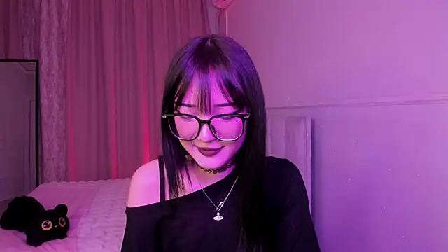 Snapshot of ariyastar chatting on April 10, 2026, 2:13 pm ariyastar online show from April 10, 2026, 2:13 pm