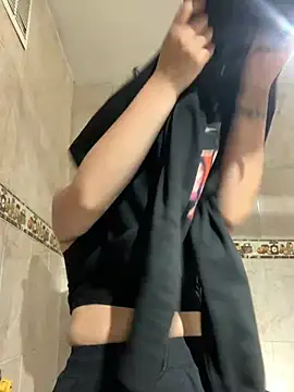 Violette Blake  online show from March 23, 2026, 1:11 pm