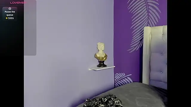 Violette Blake  online show from March 22, 2026, 1:34 pm